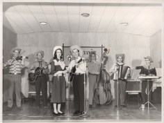 15 Saddle Tramps with Elaine